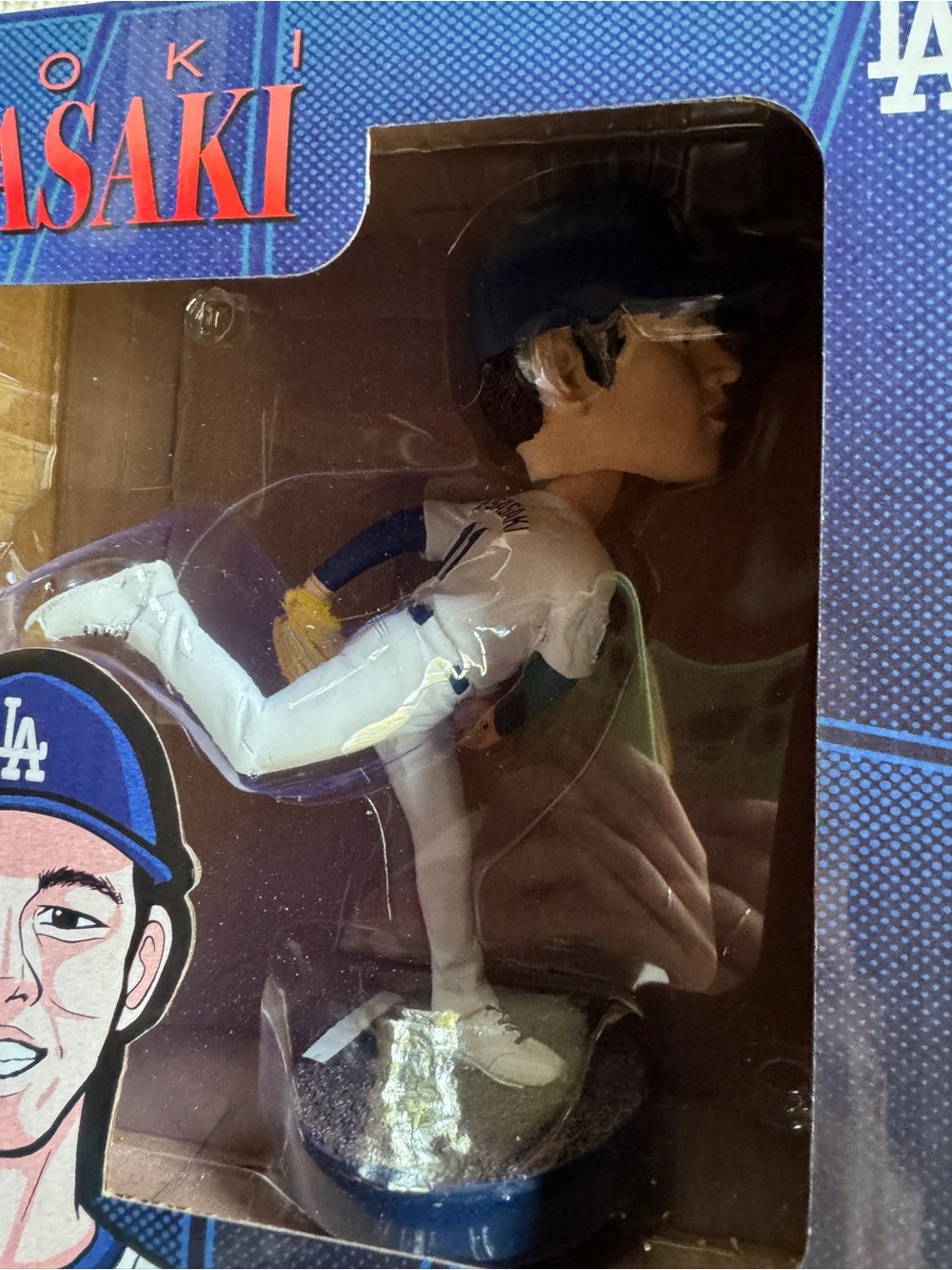 Roki Sasaki LA Dodgers Bobblehead - Blue & White - Picture 7 of 7